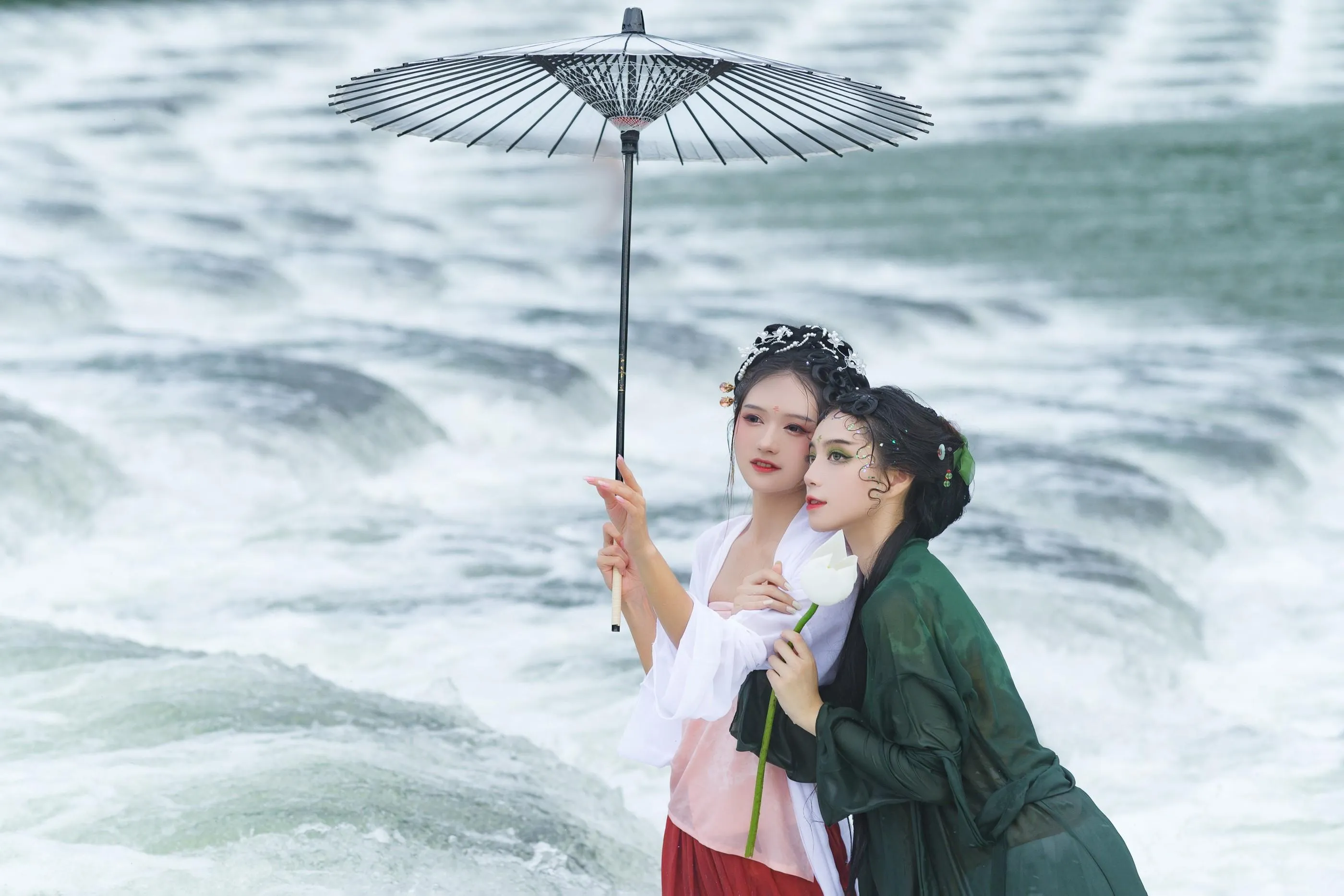 [艺图语] 2022.06.24 青白蛇 兔子Zzz不吃胡萝卜 [26P]插图2
